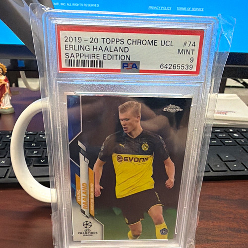 Topps 2019-20 Chrome UCL Sapphire #74 Erling Haaland Borussia Dortmund PSA 9