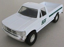 Ertl1996 132 Ford T633 Diecastbge White Pickup Truck Vg Cond Ertl1996 132 Ford T633 Diecastbge White Pickup Truck Vg Cond