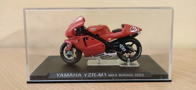 MOTO GP ALTAYA 1/24 YAMAHA YZR-M1 Max BIAGGI 2002 N°3 - Photo 1/2