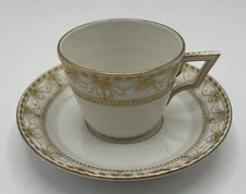 KPM Berlin Kurland Gold Demitasse cup and saucer set