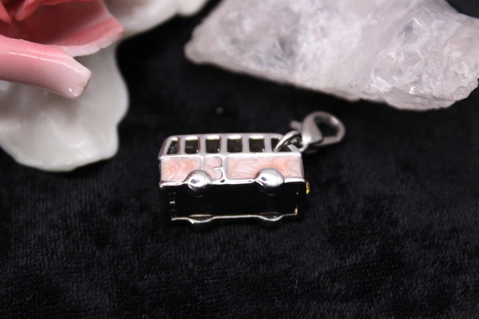 Anhänger Charm kleiner rosa Bus aus Metall mit mehrfarbigen Kristallen - Bild 3 von 4