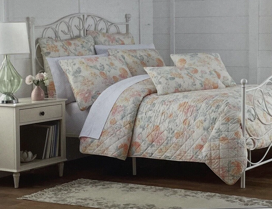 Rachel Ashwell Shabby Chic Linen Blend FULL QUEEN Quilt   |   Soft Pastel Floral - Image 3 of 3