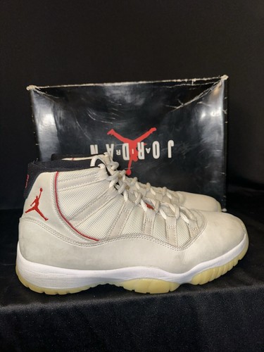 Jordan 11 tinta platino uomo taglia 9,5 (378037 016) - Foto 2 di 7