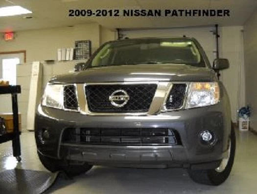 Sujetador con cubierta de máscara frontal Lebra para Nissan Pathfinder 2009-2012 Foto 2 de 2