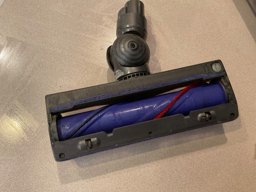 DYSON V7/V8/V10/V11 Motorbar Cleaner Head Hair Removal Vanes Floor Nozzle end - Picture 3 of 6
