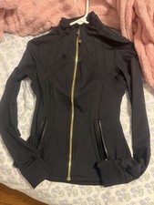 Lululemon Women's Define Jacket Size 4 Black With Gold Zipper