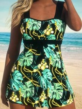 NIB Women's Tankini Swimwear 2pc. Set Black /Tropical Print Padded Bra Sz.1XL