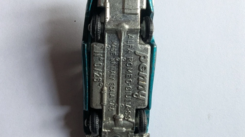   Penny / Politoys représentant l’Alfa Romeo Giulia SS 1/66 vintage - Photo 2/2