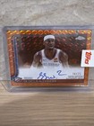 2025 Topps Chrome Basketball Geometric Orange Refractor Shai Gilgeous-Alexander #141