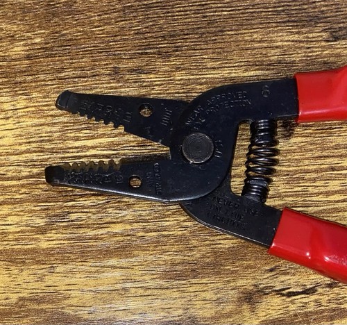 Klein Tools 11046 Tagliafili Tagliafili Rosso AWG Incagliato - Foto 2 di 6