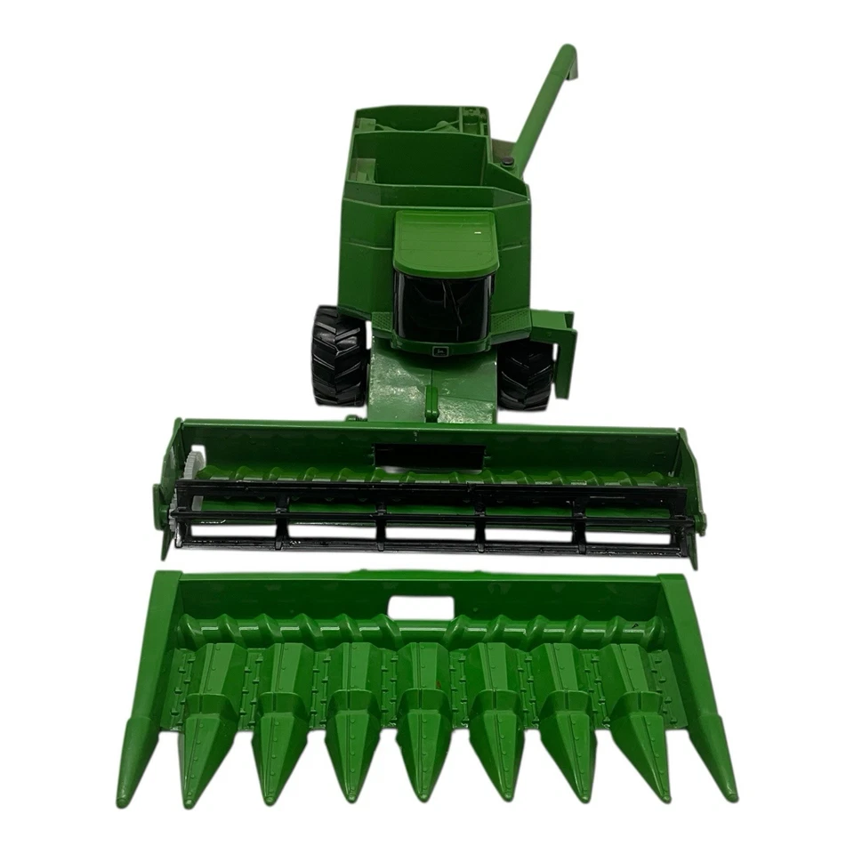 ERTL 9510 Vintage John Deere Combine With Cornhead Attachment Scale 1:32 - Image 2 of 4