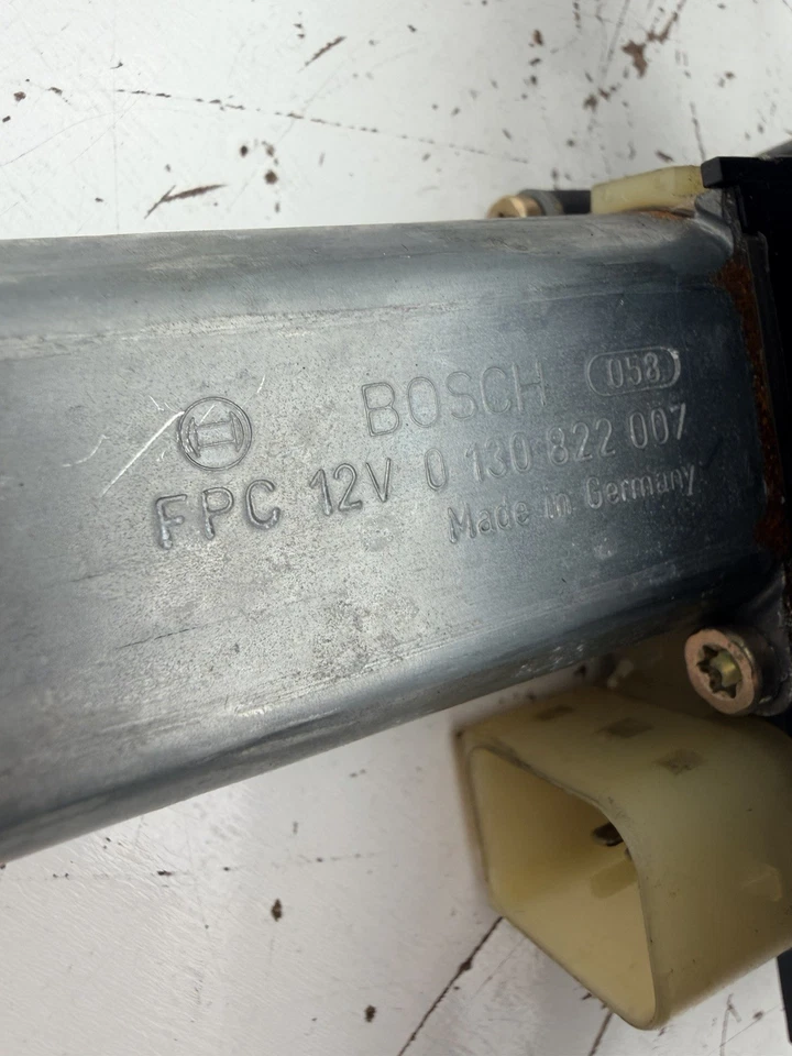 2002 MERCEDES C240 REAR RIGHT DOOR WINDOW REGULATOR OEM 02 03 04 05 06 07 Foto 3 de 4