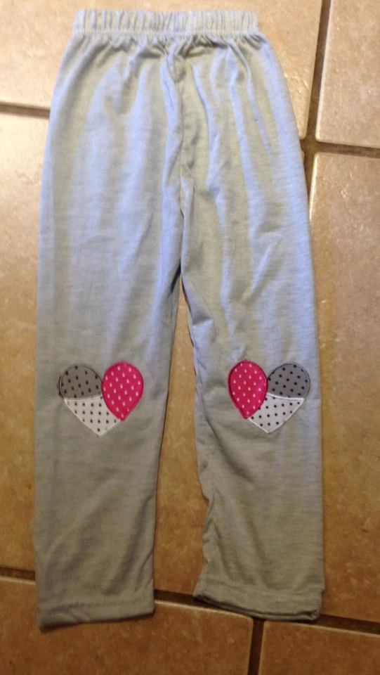 全新带标签 女孩 蝴蝶 波尔卡圆点 荷叶边束腰外衣 心形 灰色 带打底裤 生日 2T — 第 4/4 张图片