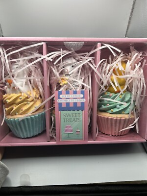 Sweet Treats Frosted Easter Cupcakes Set With Bunny Lamb and Chick On Top NEW
