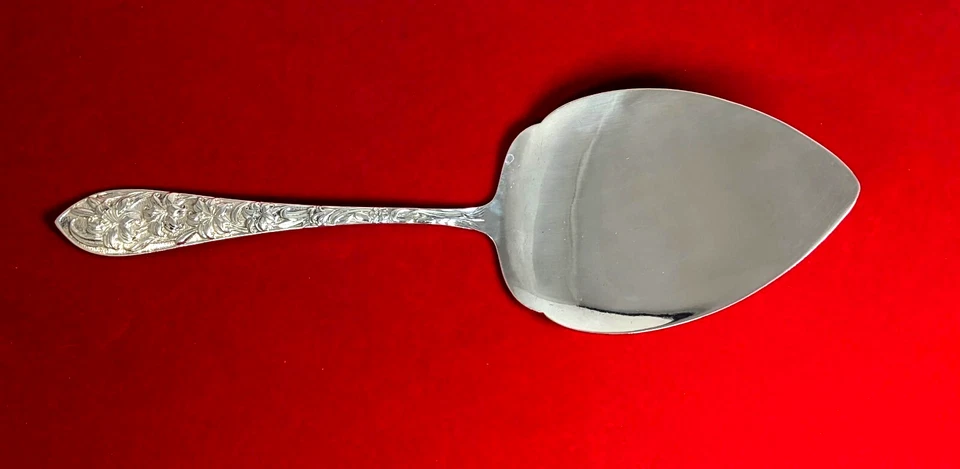 Antiguo lirio floral de plata esterlina de Frank Whiting servidor de pasteles/pasteles, 10 1/8" Foto 2 de 4
