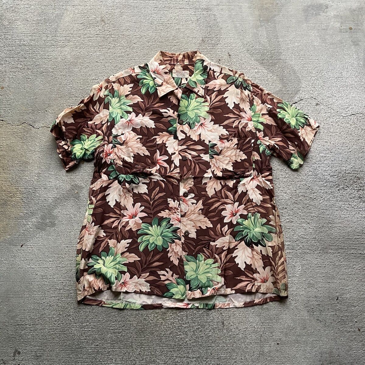 Vintage 1950s-60s Penney's Hawaiian Rayon Button Up Shirt Vintage 1950s-60s Penney's Hawaiian Rayon Button Up Shirt