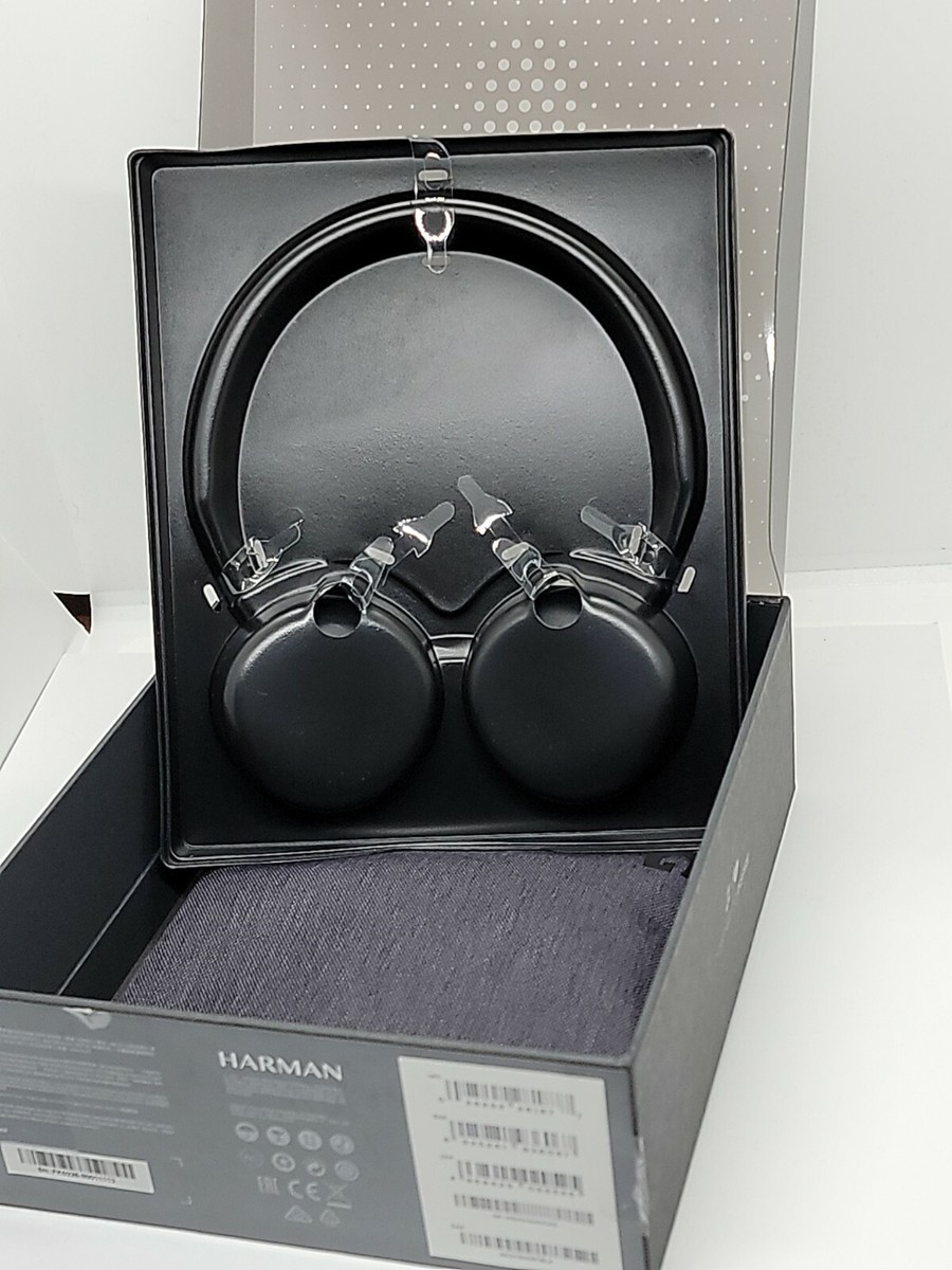 AKG Y500 Over-the-Head Black Wireless Headphones NEW