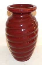 Beehive Floral Vase Haeger Ceramic Pottery Spiral Burgundy Vintage 610-07
