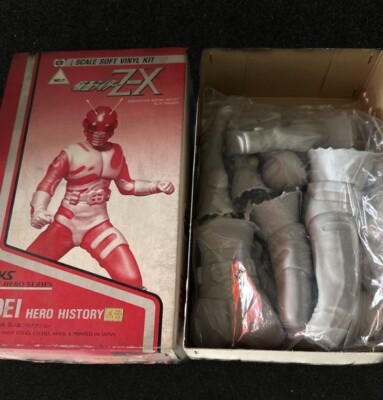 Volks Orient Hero Kamen Rider ZX Zecross 1/6 scale soft vinyl kit