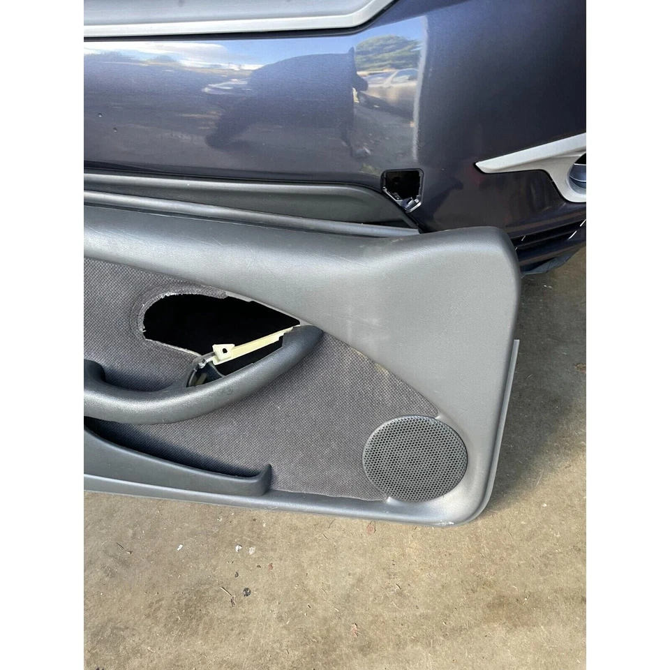 Pontiac Firebird Formula 1993-1997 gris grafito panel de puerta lateral del conductor usado OEM Foto 4 de 4