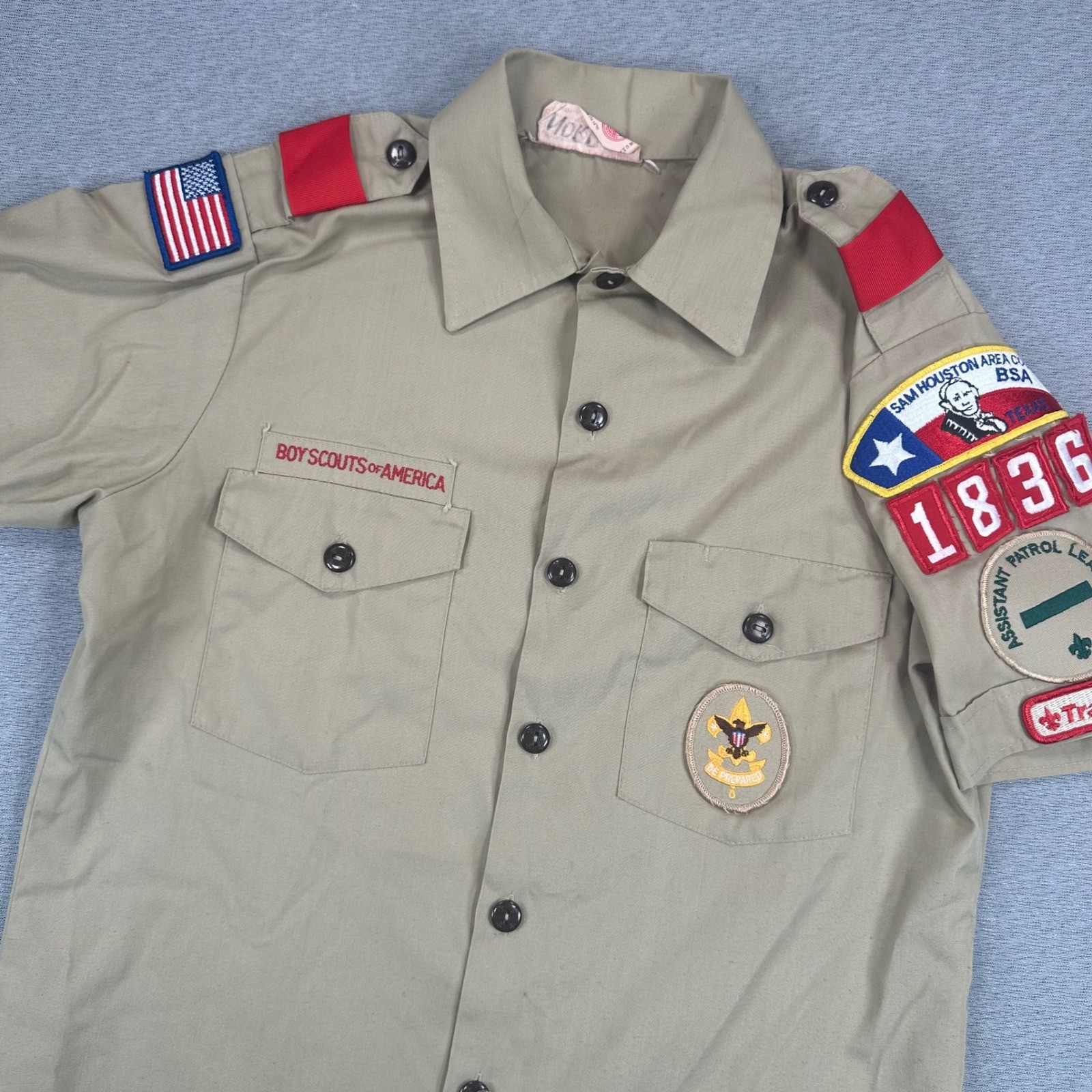 Boy Scouts of America Uniform Shirt Mens Small Tan Short Sleeve Patches USA Made