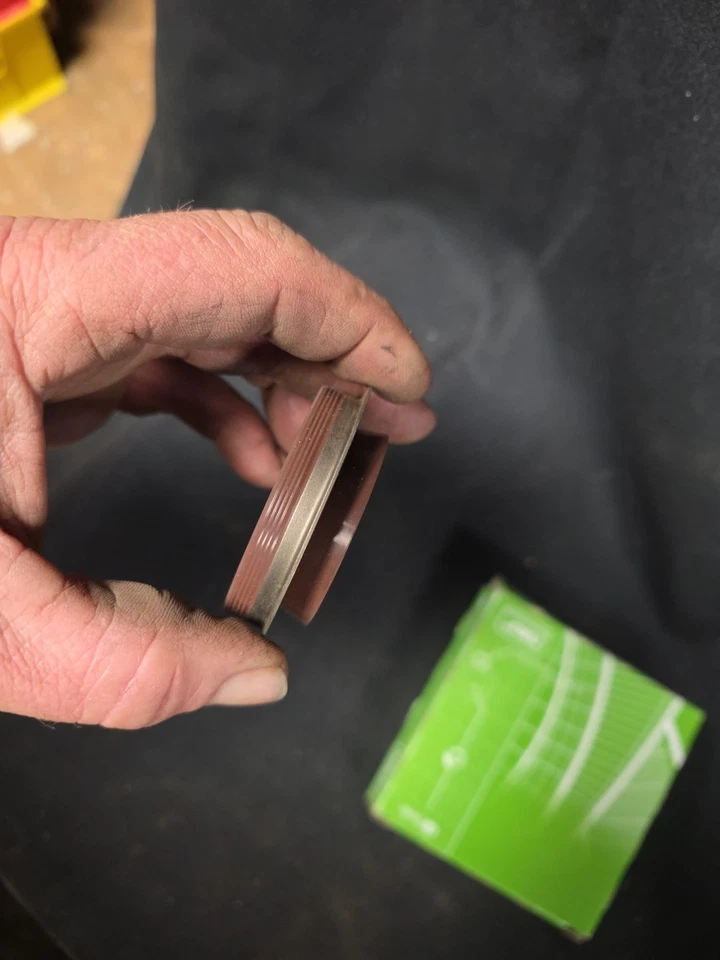 轴密封 SKF 13757 — 第 4/4 张图片