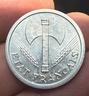 2 Francs Francisque 1943 ( SPL)! 2,25 g - Photo 1/3