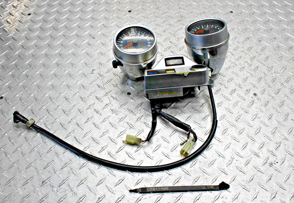 KMです 1985 KAWASAKI 454 LTD OEM - SPEEDO TACH GAUGES DISPLAY CLUSTER