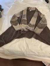 Sisters Women’s Sz. S/M  Wool Blend shawl collar open front beige and brown