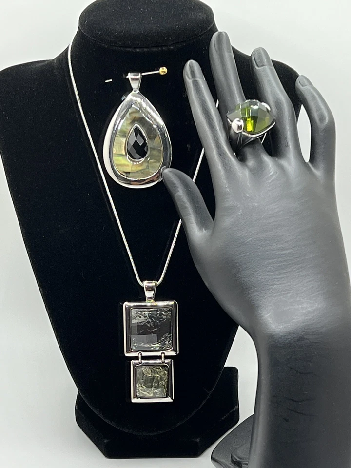 Lot Of 4 Lia Sophia 1 Chain 2 Pendants 1 Ring NWT Sz. 10 Silver Tone Black/Green - Image 2 of 4