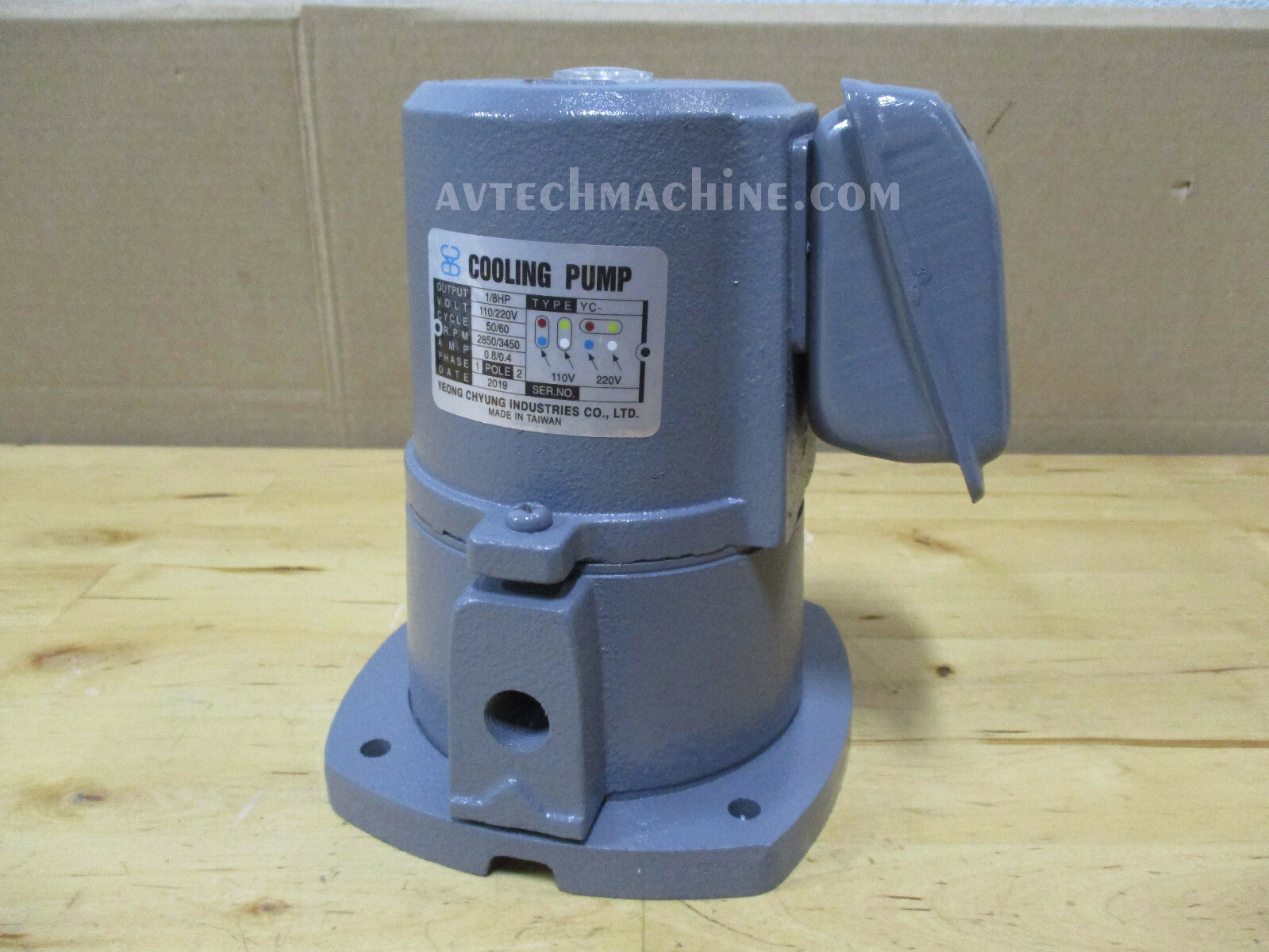 YCP-801-1 Yeong Chyung Coolant Pump Suction Type 1 Phase 1/8HP 110/220V