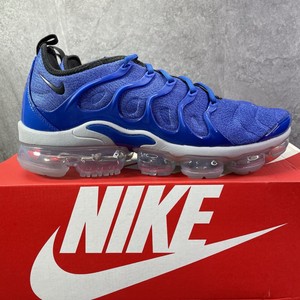 royal blue nike vapormax plus