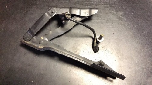 BMW 5 Motorhaubenscharnier rechts E60 E61 7008728