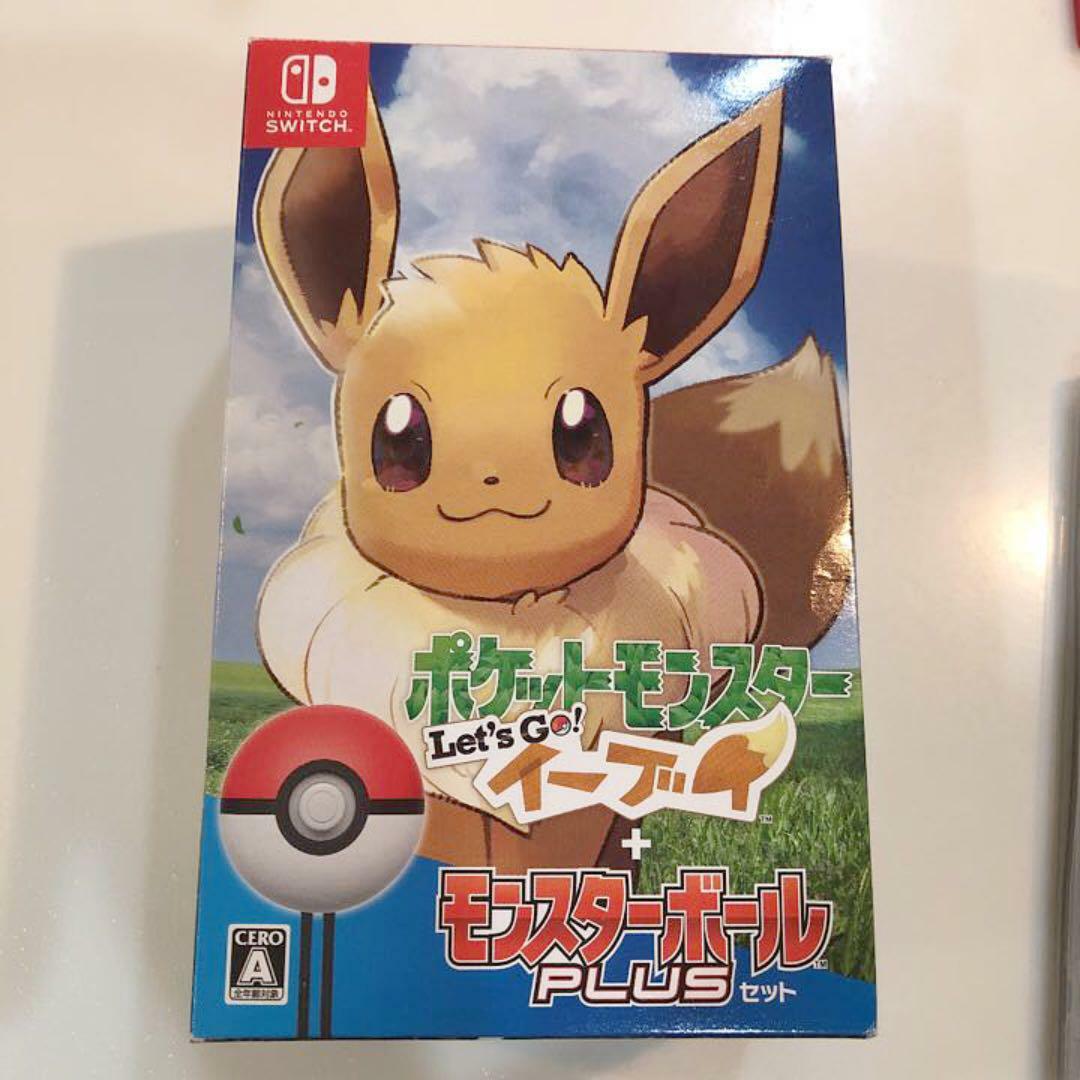 Let's Go Eevee Pokemon ＆ Poke Ball Plus Set Nintendo Switch Mew