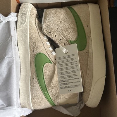Women's Nike Blazer Mid '77 VNTG Muslin/Chlorophyll Size 7.5