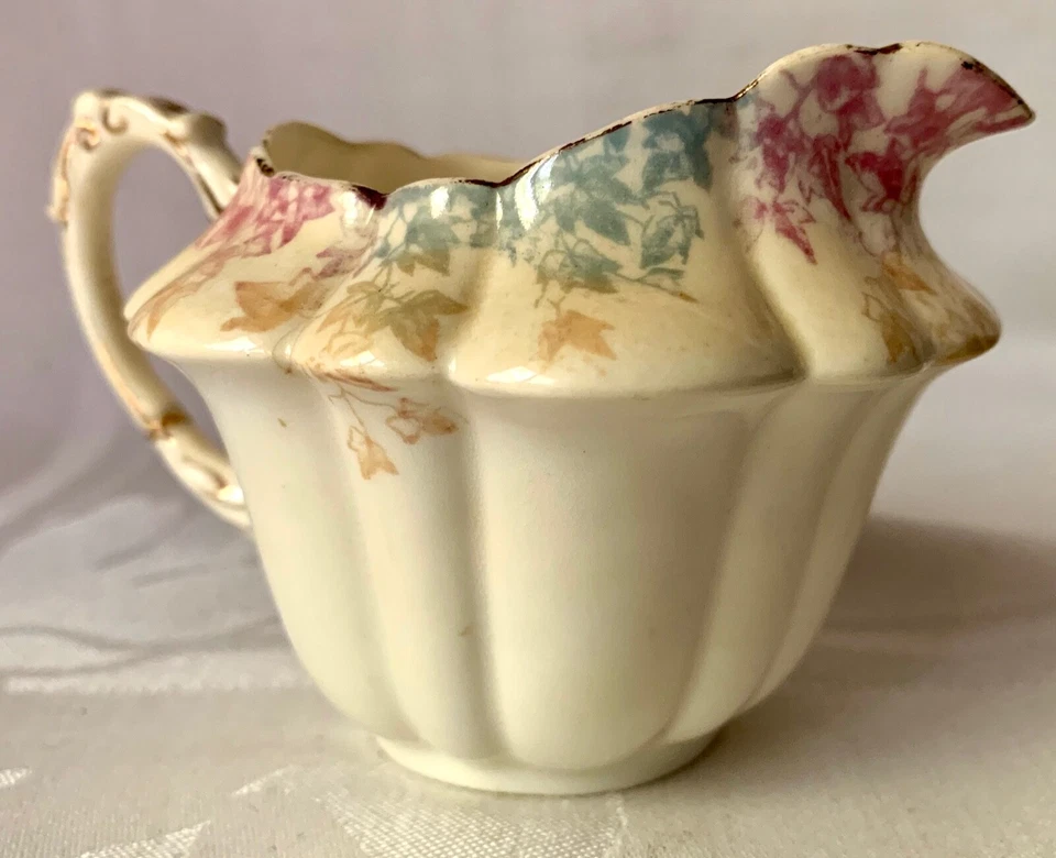 PRETTY AND DELICATE THE FOLEY SHELLEY SCALLOPED CREAMER, MILK JUG, 5068 - image 3 of 4
