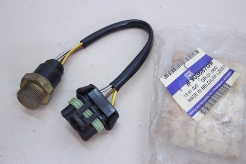 ORIG OPEL Corsa A 1.5D Vectra A 1.7D Temperaturschalter Lüfter 90366709