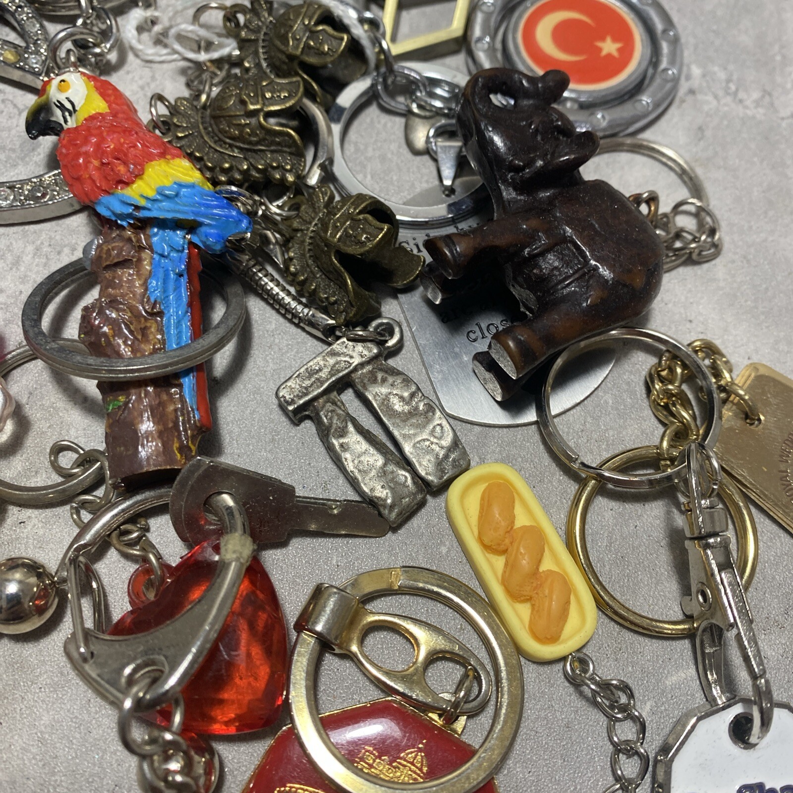 JOB LOT Keyrings Key Fobs Vintage & Modern Places Parrot Koala King