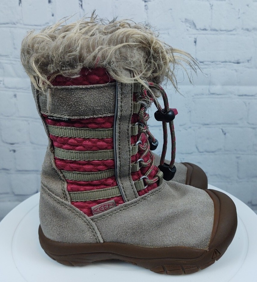 Stivali da neve invernali Keen per bambine Wapato impermeabili elastici con lacci taglia 9