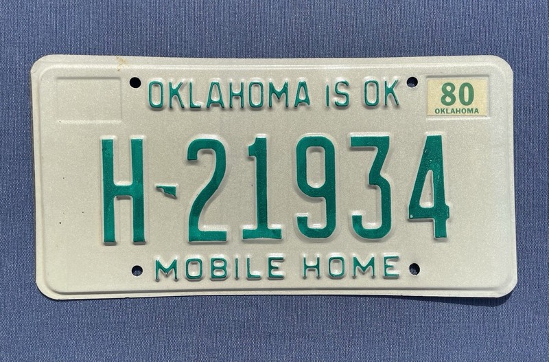 1980 Vintage OKLAHOMA License Plate Mobile Home H-21934 Wall Display
