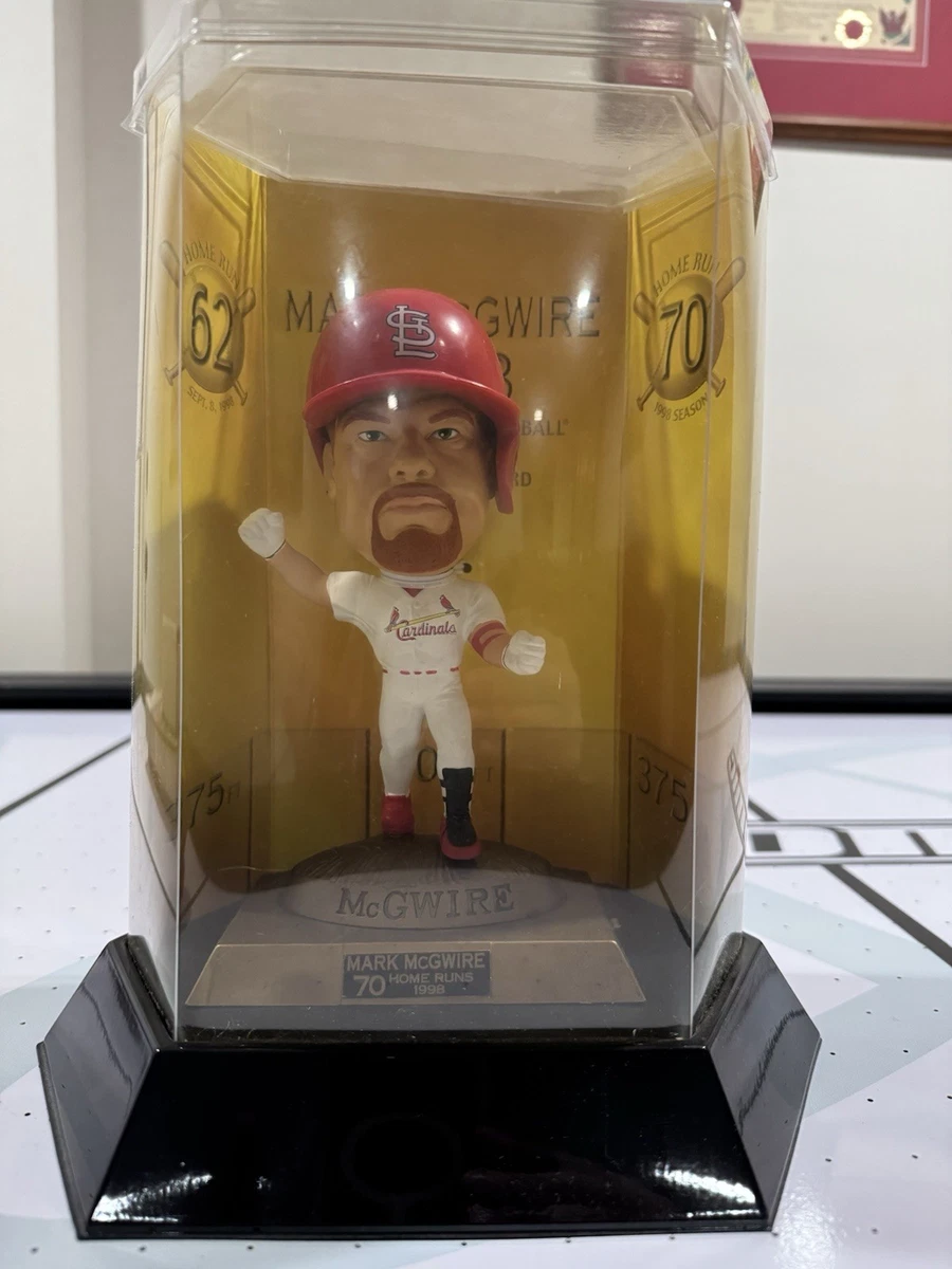 FIGURINE DE DÉMARRAGE 2 2001 Mark McGwire St. Louis Cardinals SLU
