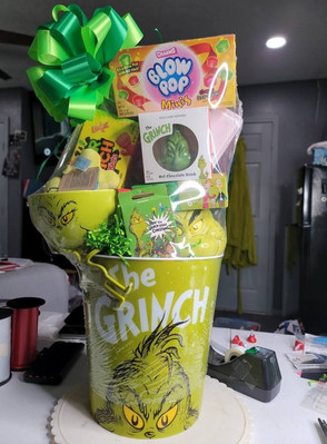 THE GRINCH CUSTOME MADE  GIFT BASKET