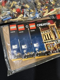 Lego PALACE CINEMA 10232 - COMPLETE! w/BOX Instructions, & Minifigs
