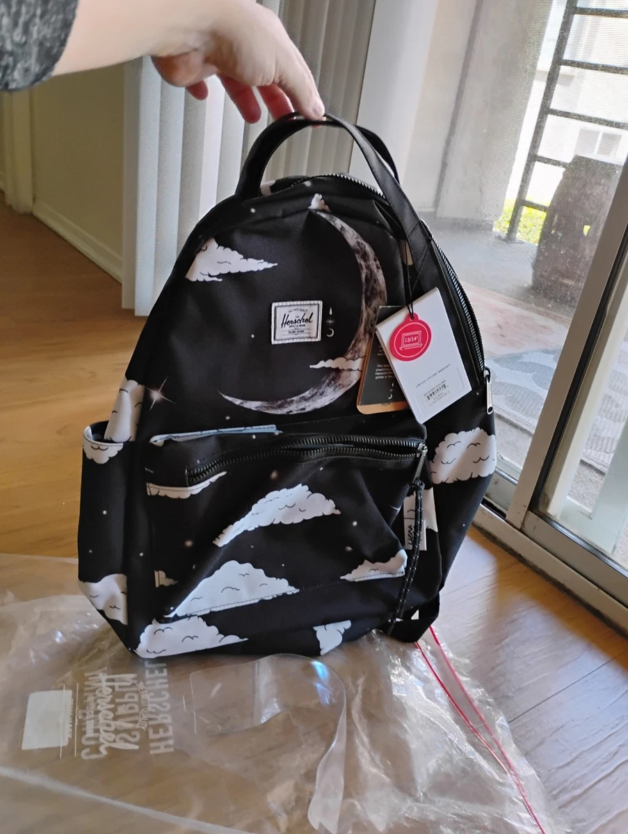 patagonia leather bag Black Hole Tote 25L gift-guide-fathers-day Color:Silver Glitter/ Black Back TackleDirect TDPSSHARK Platinum Hook litre main compartment and