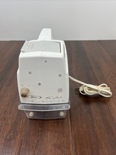 Vintage 70s Oster Snowflake Ice Crusher Model 551 White/Clear Made In USA Works
