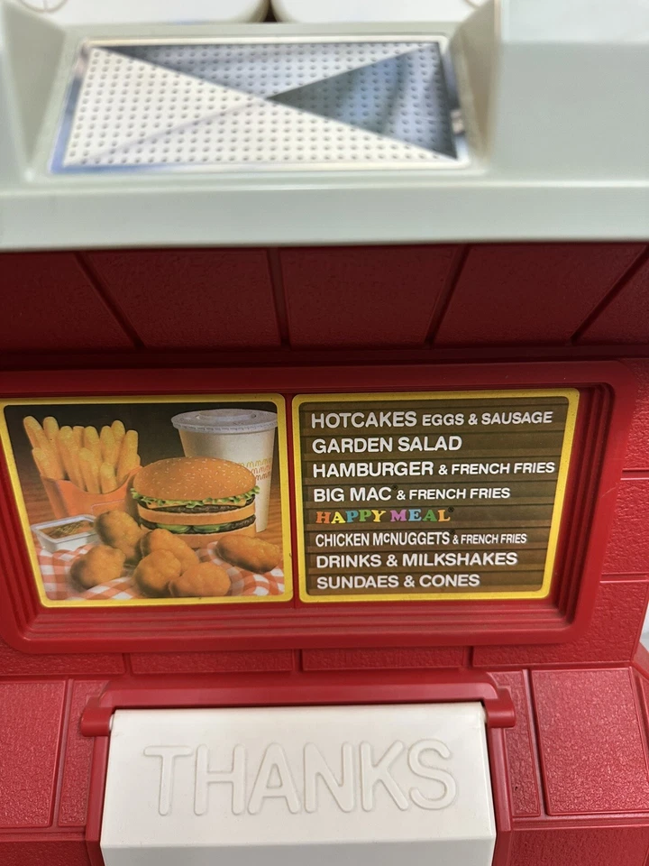 Vintage Fisher Price Fun with Food McDonald’s Drive Thru Playset - Image 4 of 4