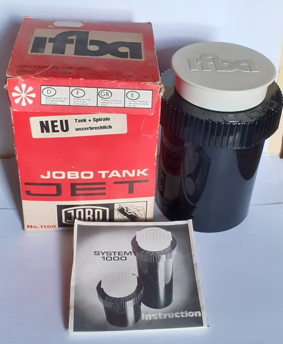 Serbatoio di sviluppo: contiene 8 x 35 mm o 4 x 120 - Italia