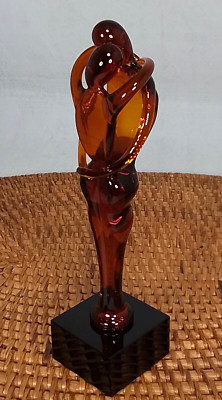 Murano Kunst Glasliebhaber in den Armen Skulptur Bernstein