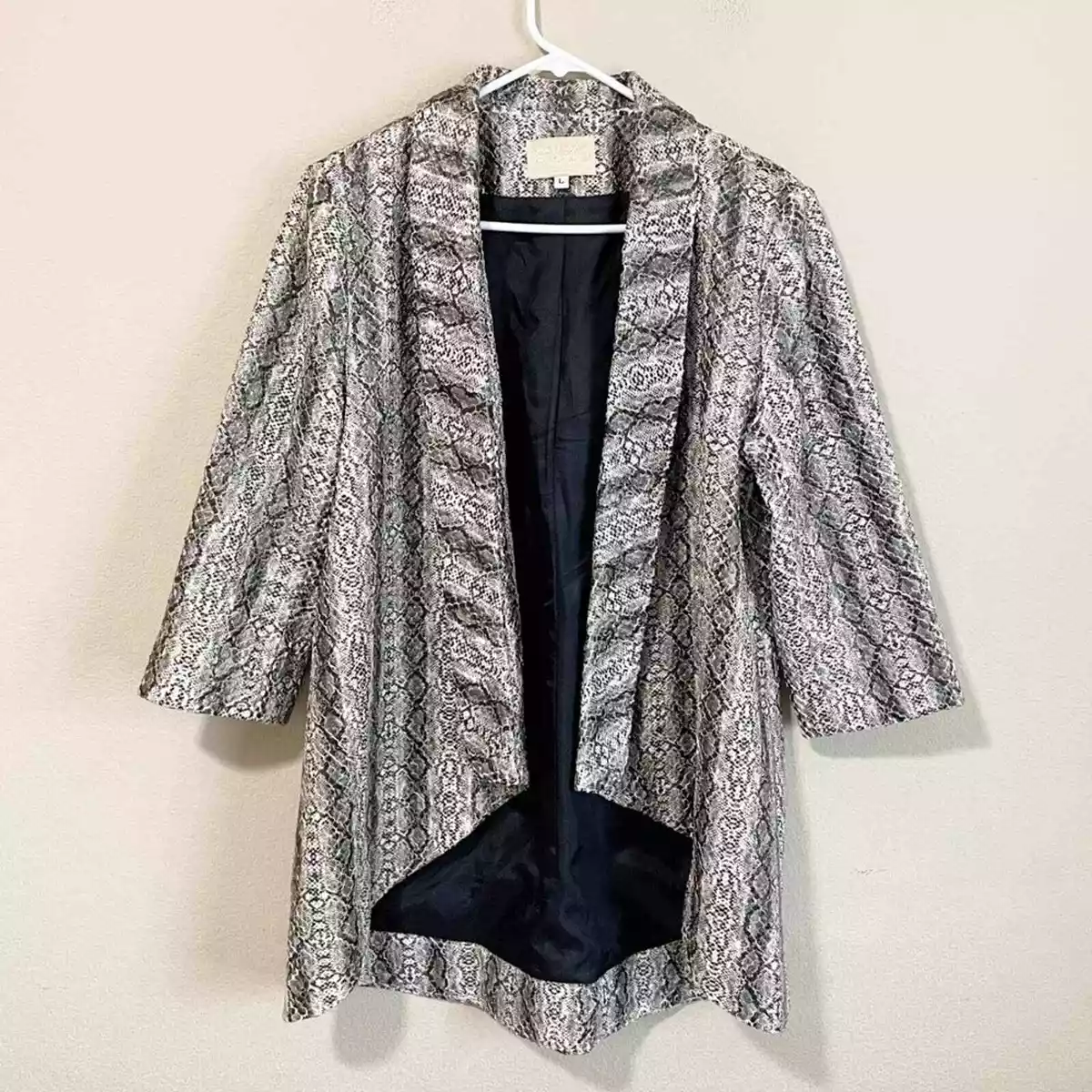 White top snakeskin jacket