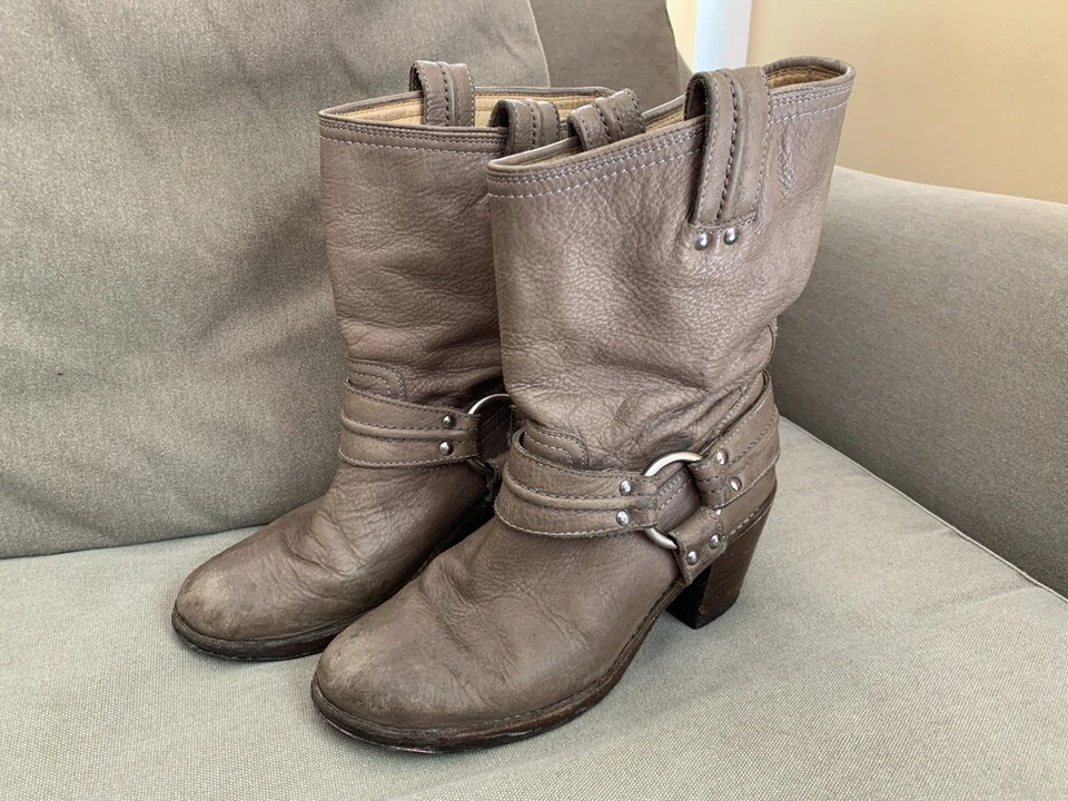 FRYE женщин Кармен ремень короткие мотоцикла серый кожаный высокий каблук ботинки Sz 7,5 - Изображение 2 из 4